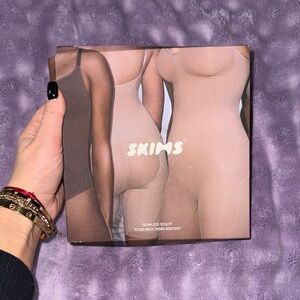 SKIMS Seamless Sculpt Bodysuit in Neutral Tones